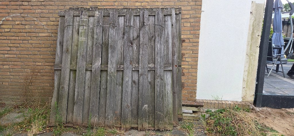 Gratis schutting en palen, Tuin en Terras, Schuttingen, Ophalen, Minder dan 3 meter, Hout, 1 tot 2 meter