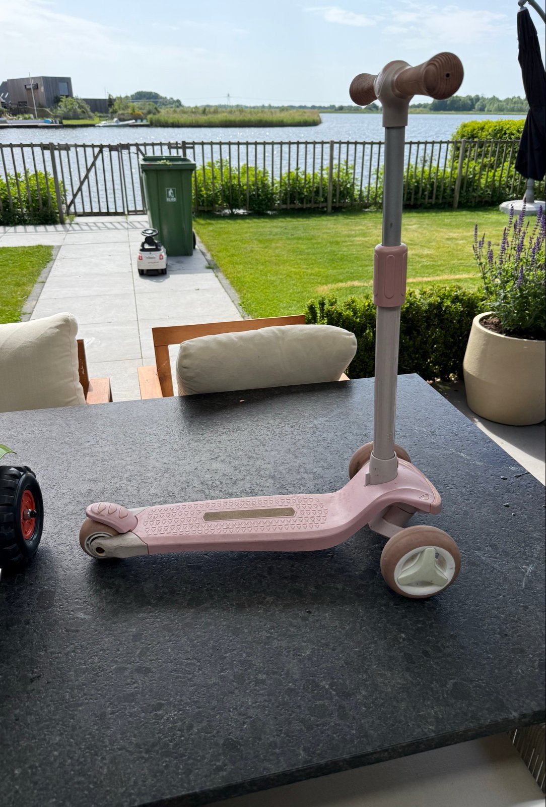 Roze kinderstep met 3 wielen, Ophalen, Gebruikt, Gewone step