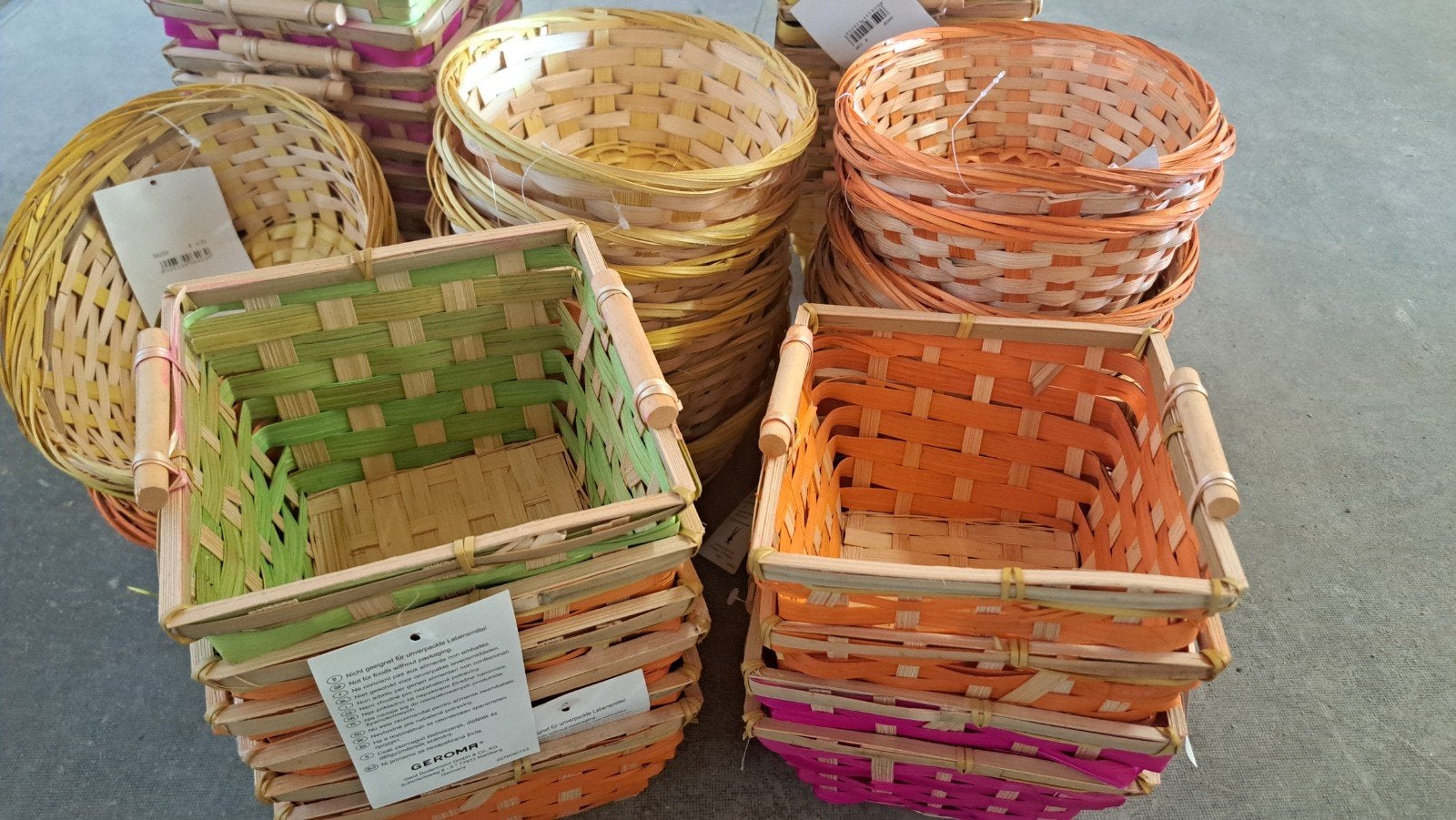 150 NIEUWE rieten mandjes., Ophalen, Nieuw