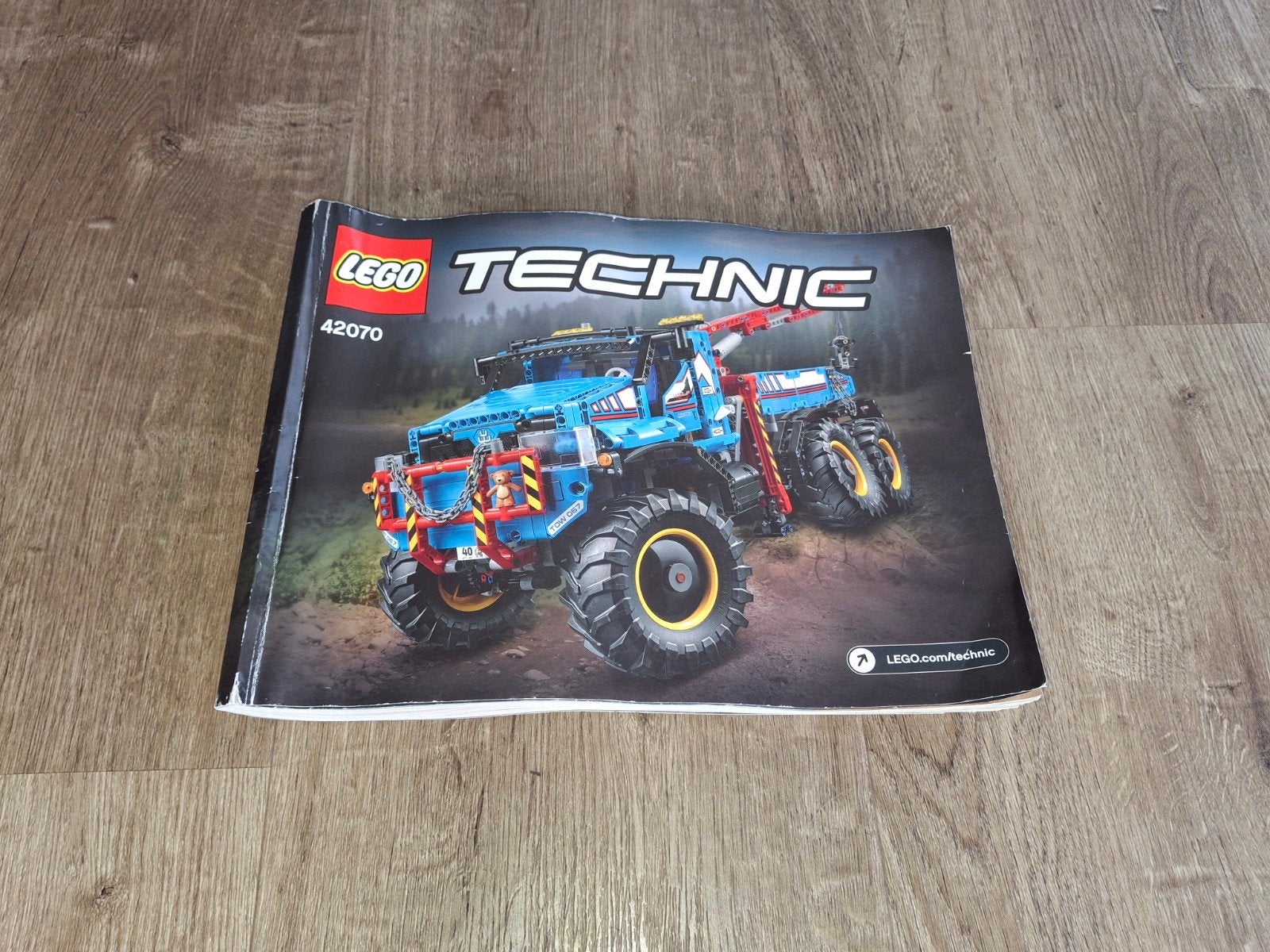 LEGO Technic 42070 6x6 All Terrain Sleepwagen, Kinderen en Baby's, Speelgoed | Duplo en Lego, Ophalen of Verzenden, Gebruikt