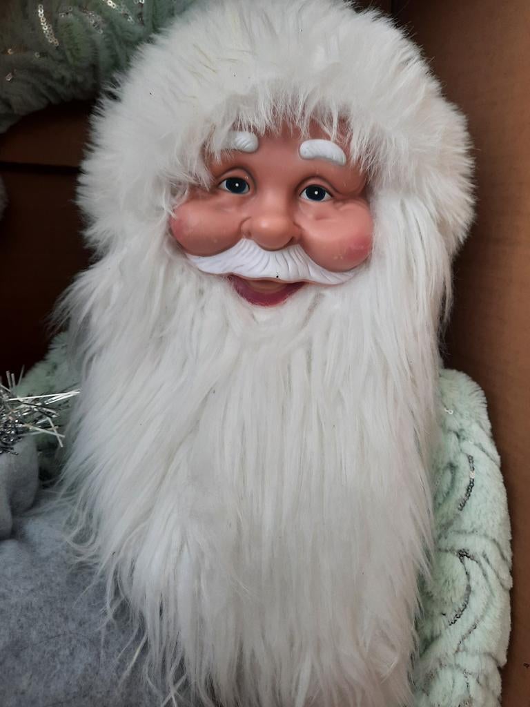 GROTE KERSTMAN, Diversen, Ophalen