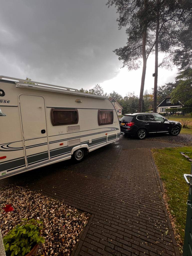 Beyerland vitesse 420 LB met vol aut mover + thule luifel, Caravans en Kamperen, Caravans, Particulier, tot en met 4, 500 - 750 kg