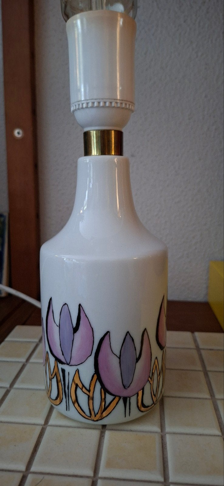 vintage tafellamp, porselein met pastel en goud accenten, Goud, Ophalen of Verzenden, Vintage