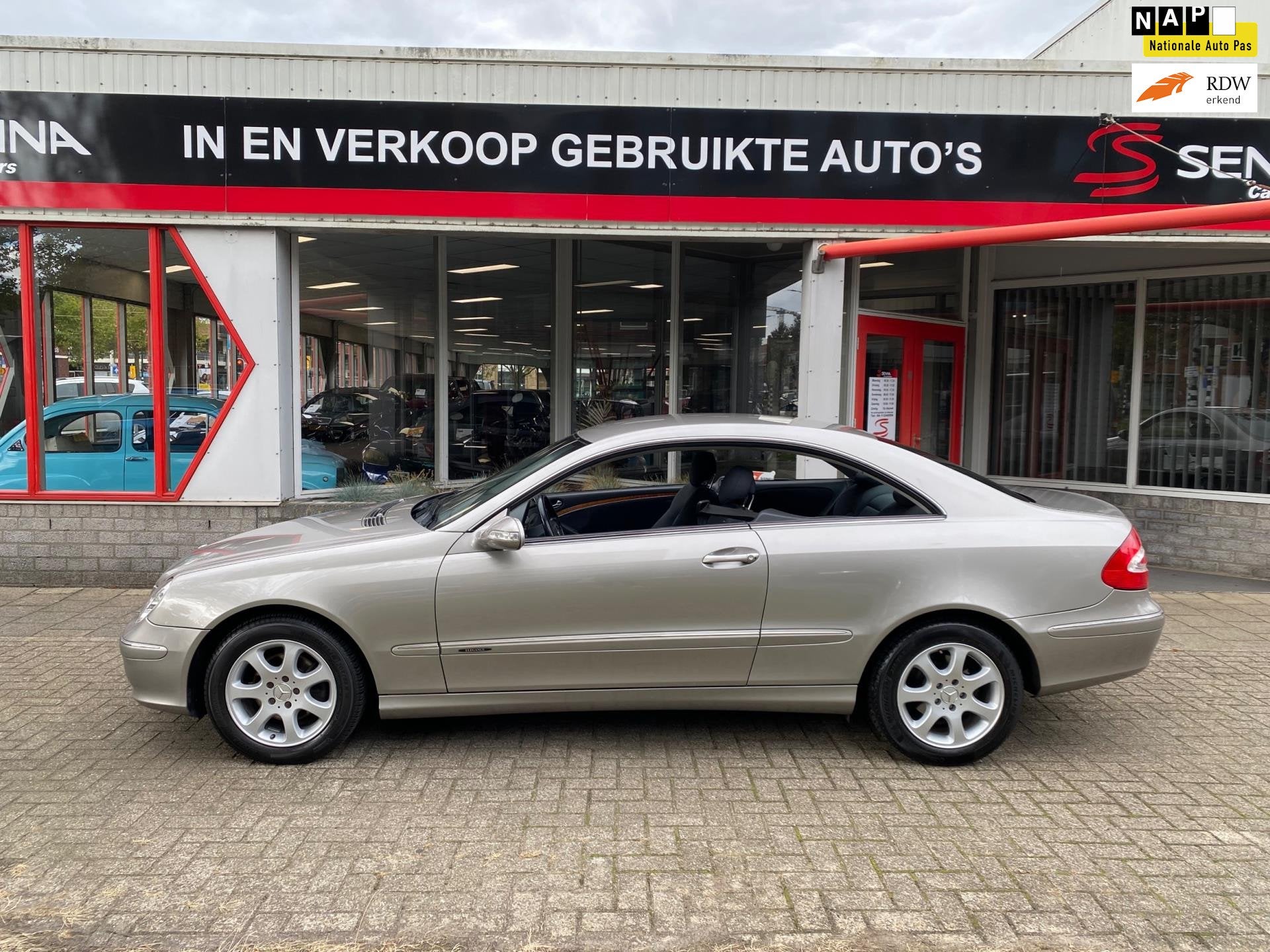 Mercedes-Benz CLK-klasse Coupé 200 Kompressor - TOPSTAAT !, Auto's, Mercedes-Benz, Achterwielaandrijving, 4 cilinders, 4 stoelen