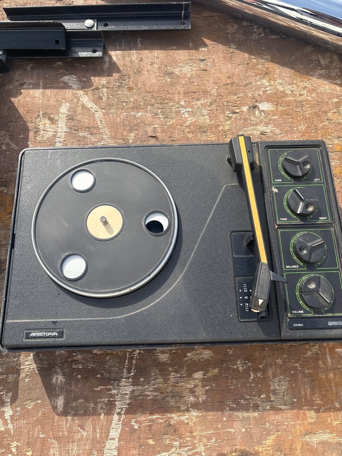 Vintage Aristona Platenspeler met ingebouwde speakers, Ophalen of Verzenden, Gebruikt, Platenspeler, Overige merken