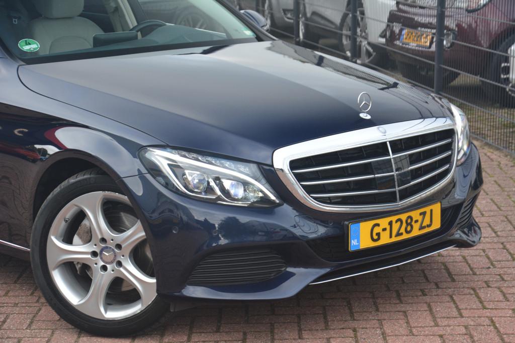 Mercedes-Benz C-Klasse Estate 250 CDI Edition 1 | Navigatie, Achterwielaandrijving, Euro 6, 4 cilinders, Blauw