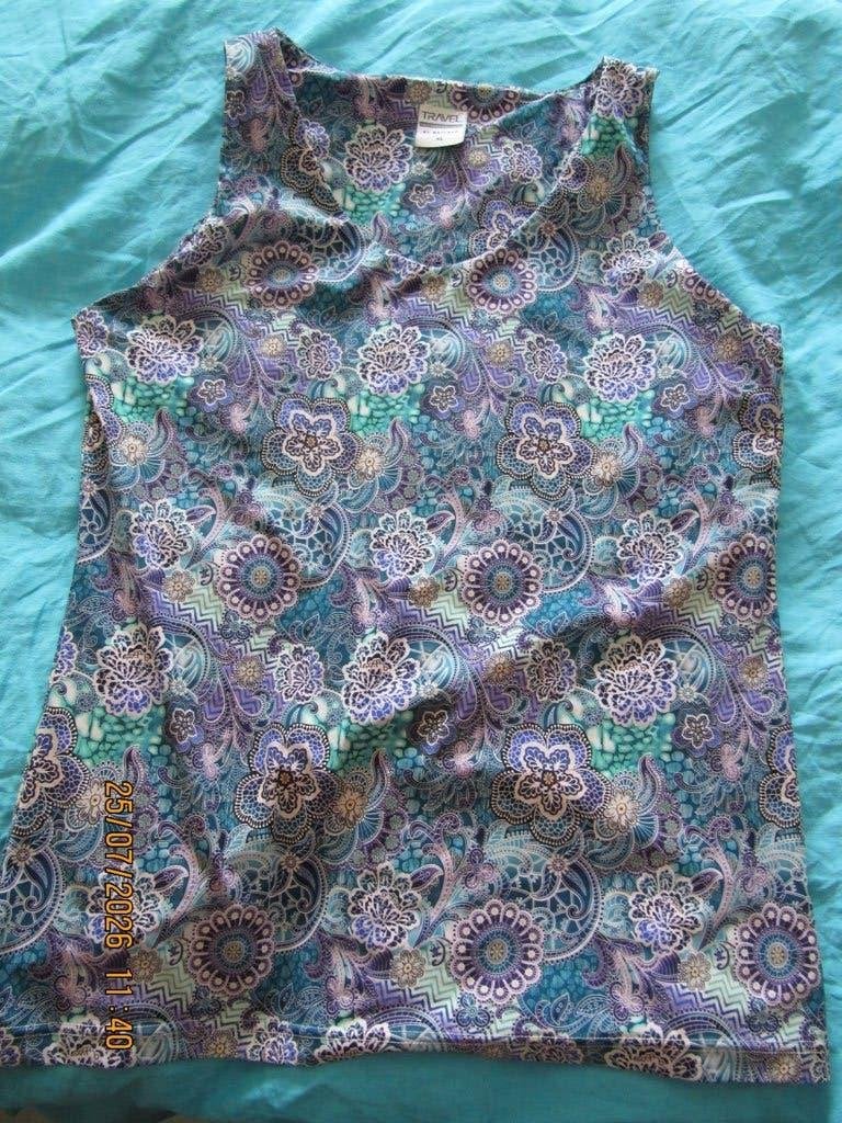 nog nieuw travelstof topje merk Maicazz maat xl zeer mooi, Blauw, Maat 42/44 (L), Nieuw, Ophalen of Verzenden