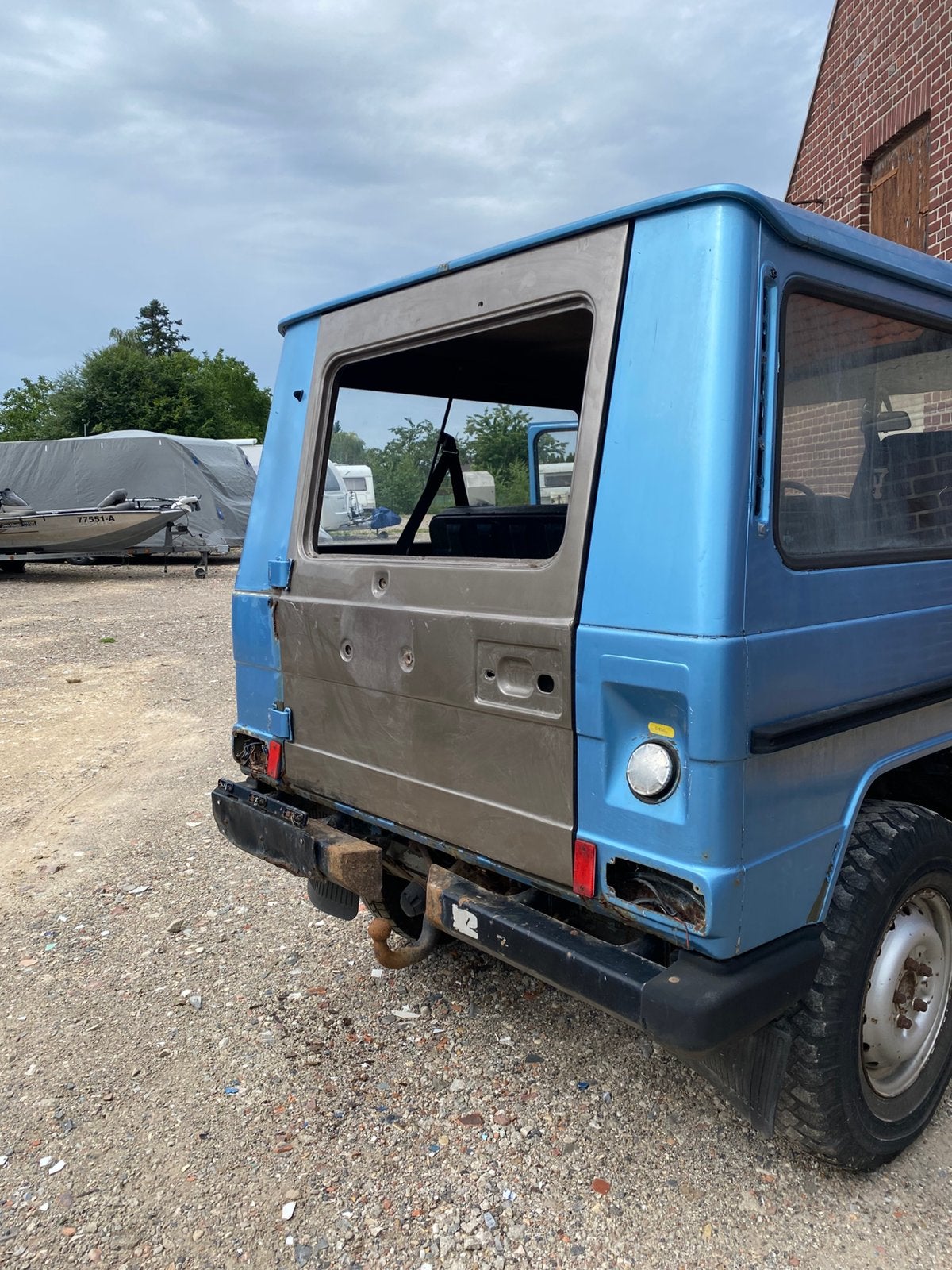 Mercedes G-240 (25.000 KM)1985.  Laatste Week.!!!, Auto's, Mercedes-Benz, Trekhaak, Zwart, 4 cilinders, G-Klasse