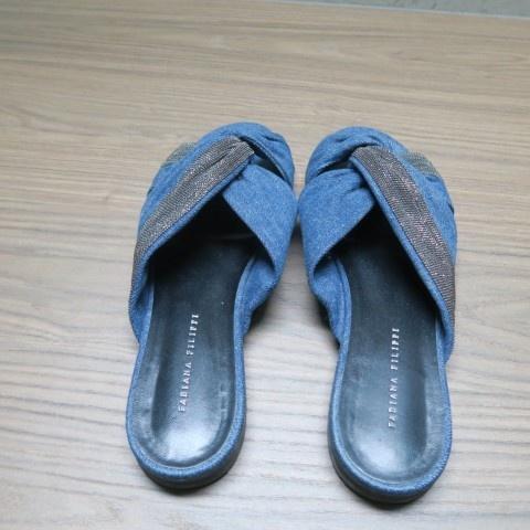 Slippers jeansblauw strass Fabiana Filippi mt 39,5, Slippers, Blauw, Ophalen of Verzenden, Gedragen