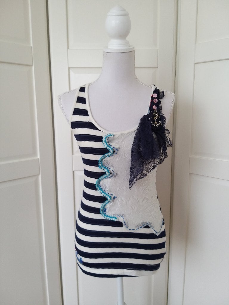 Exquiss's nieuwe blauw wit gestreepte mouwloze top, maat S, Kleding | Dames, Exquiss's, Blauw, Nieuw, Ophalen of Verzenden