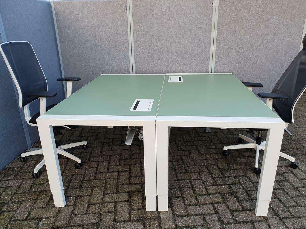 Vepa design slinger bureau wit groen, Huis en Inrichting, Bureaus, Postbus 95 – 7900 AB Hoogeveen, Metaal, In hoogte verstelbaar