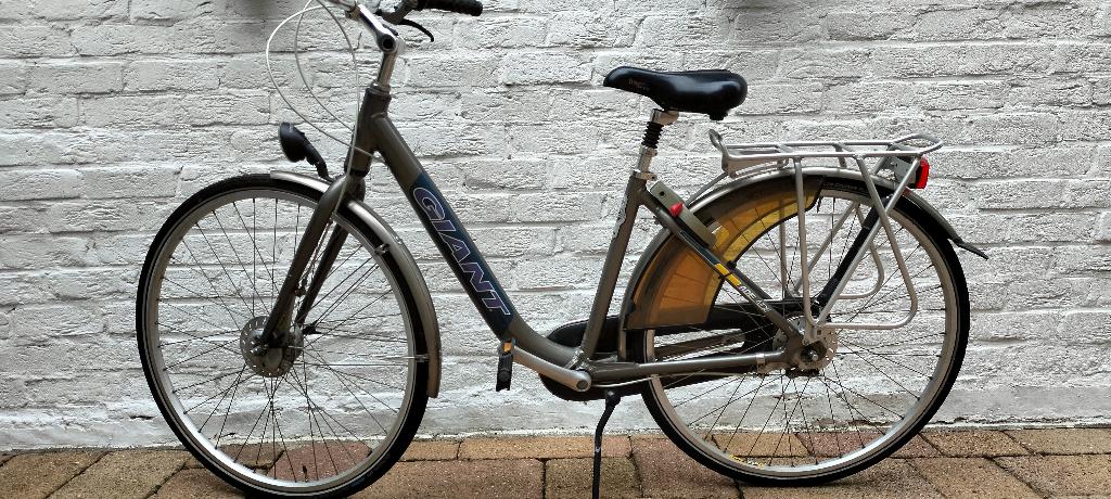 Dames fiets / lage instap fiets, Fietsen en Brommers, Fietsen | Dames | Damesfietsen, Gebruikt, Versnellingen, Minder dan 47 cm