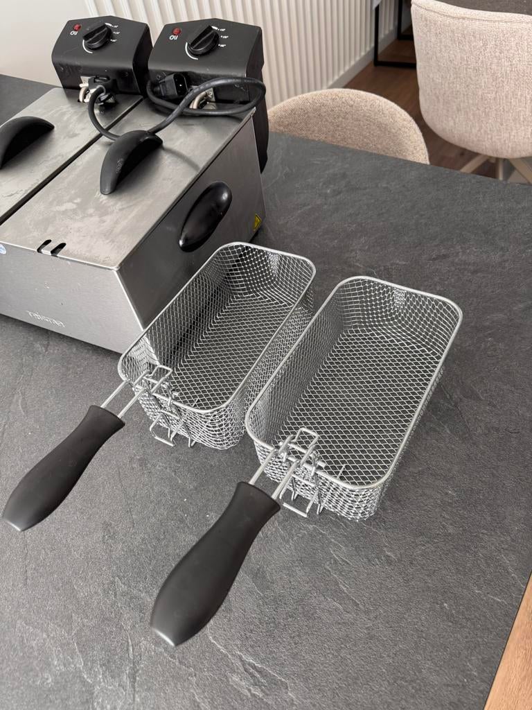 Tristar Duo-friteuse - Zo goed als nieuw, 2 tot 3 liter, Ophalen of Verzenden, Zo goed als nieuw, Duo-friteuse