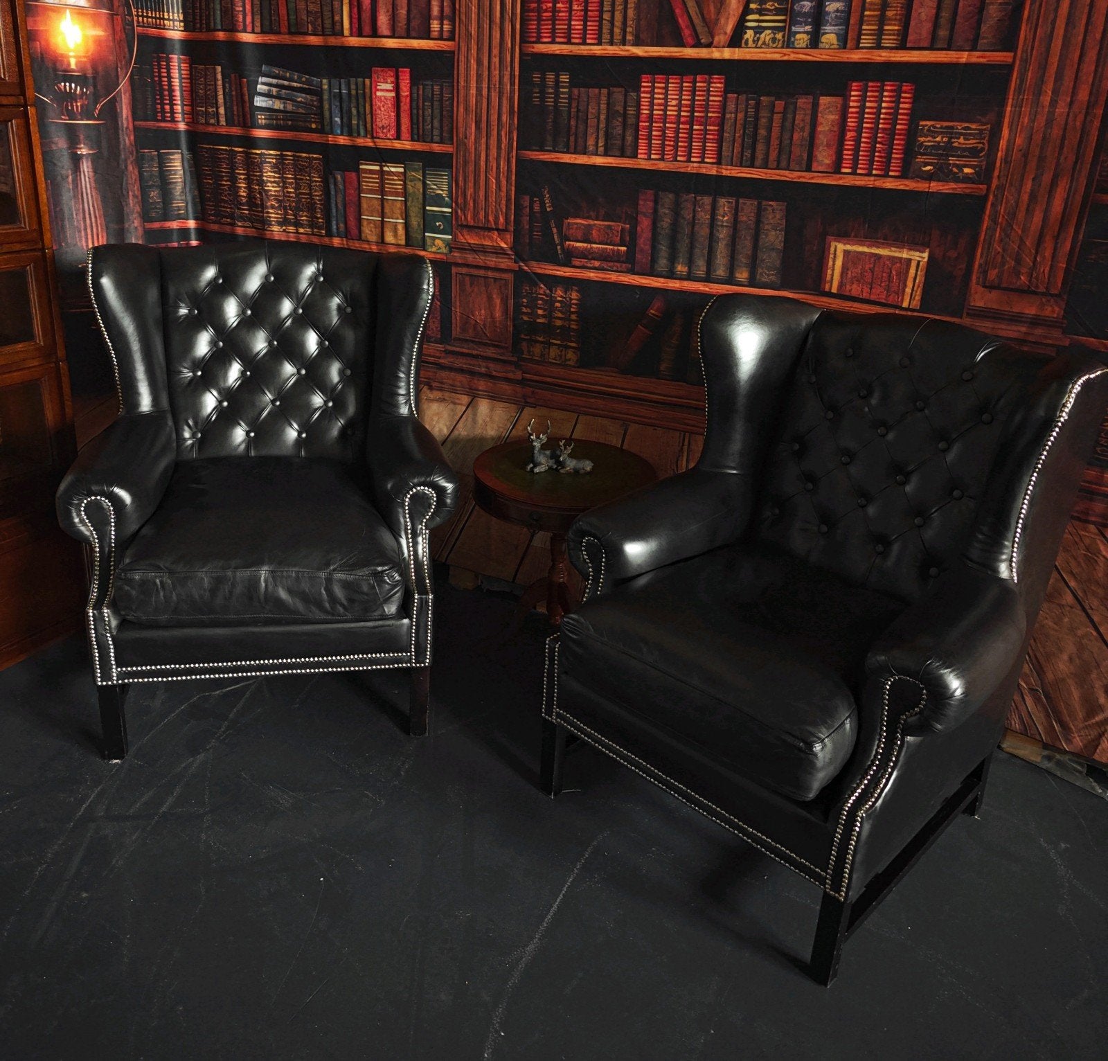 Set Luxe Zwarte Chesterfield King Oorfauteuils, Huis en Inrichting, Fauteuils, Gebruikt, Bollenmarkt 14c Zwaagdijk Oost, Treasure