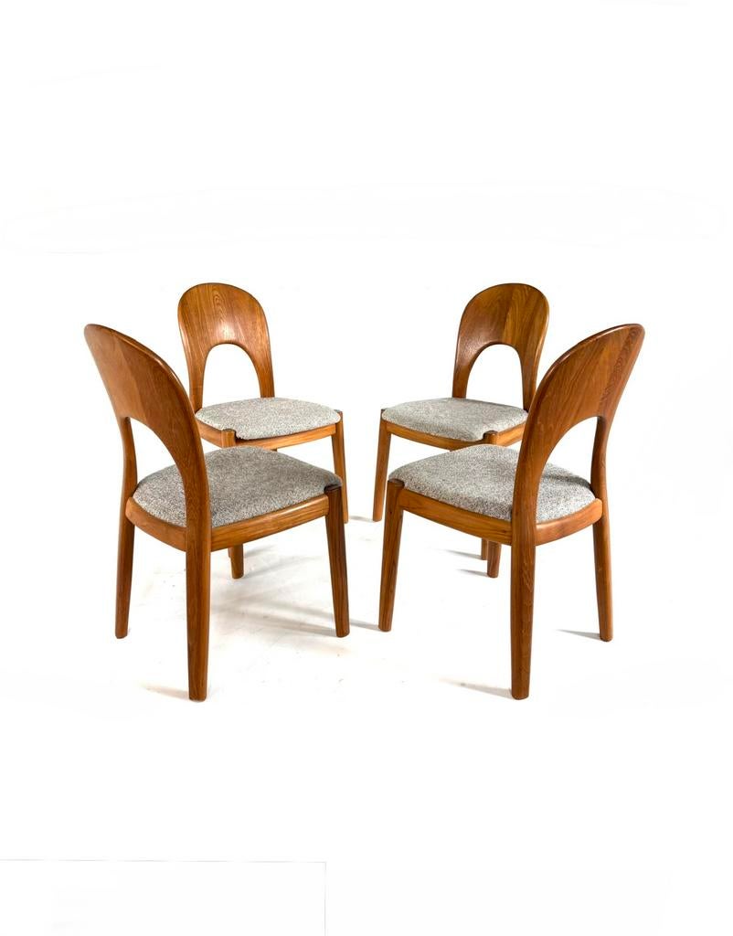 Set van 4 teakhouten ‘Morten’ chair, Koefoeds Hornslet ‘70, Ophalen of Verzenden, Zo goed als nieuw, Vier, Stof