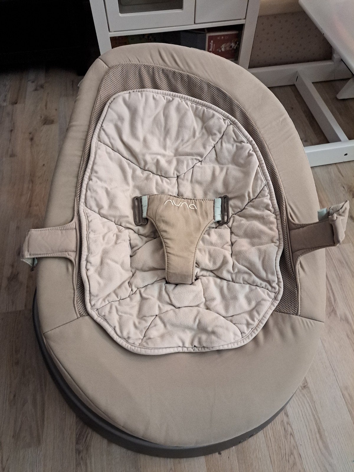Nuna Leaf wipstoel - Beige, Ophalen, Zo goed als nieuw