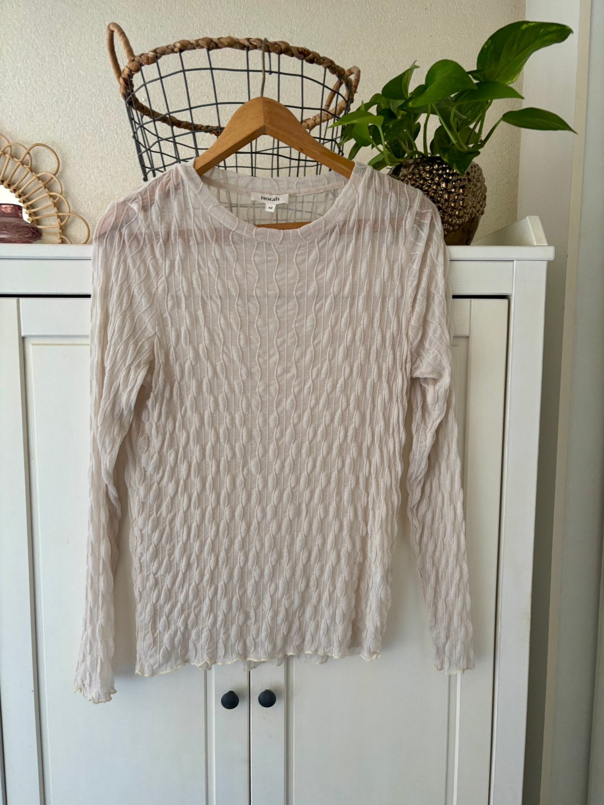 Norah top maat 42, Kleding | Dames, Tops, Ophalen of Verzenden, Zo goed als nieuw, Maat 42/44 (L), Lange mouw