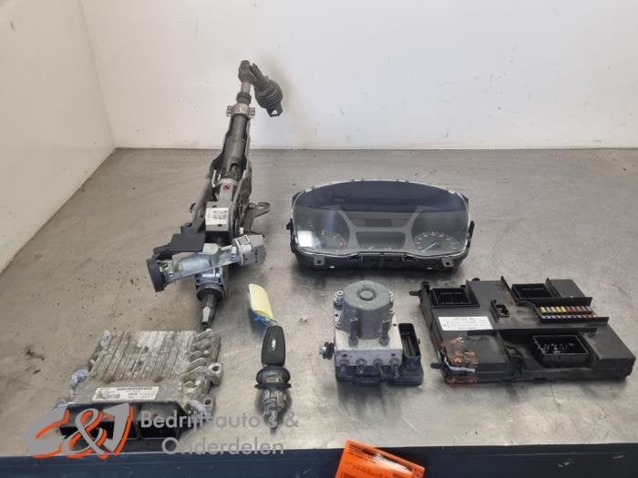 Kontaktslot + computer van een Ford Transit, Auto-onderdelen, Gebruikt, -, -, Ophalen of Verzenden