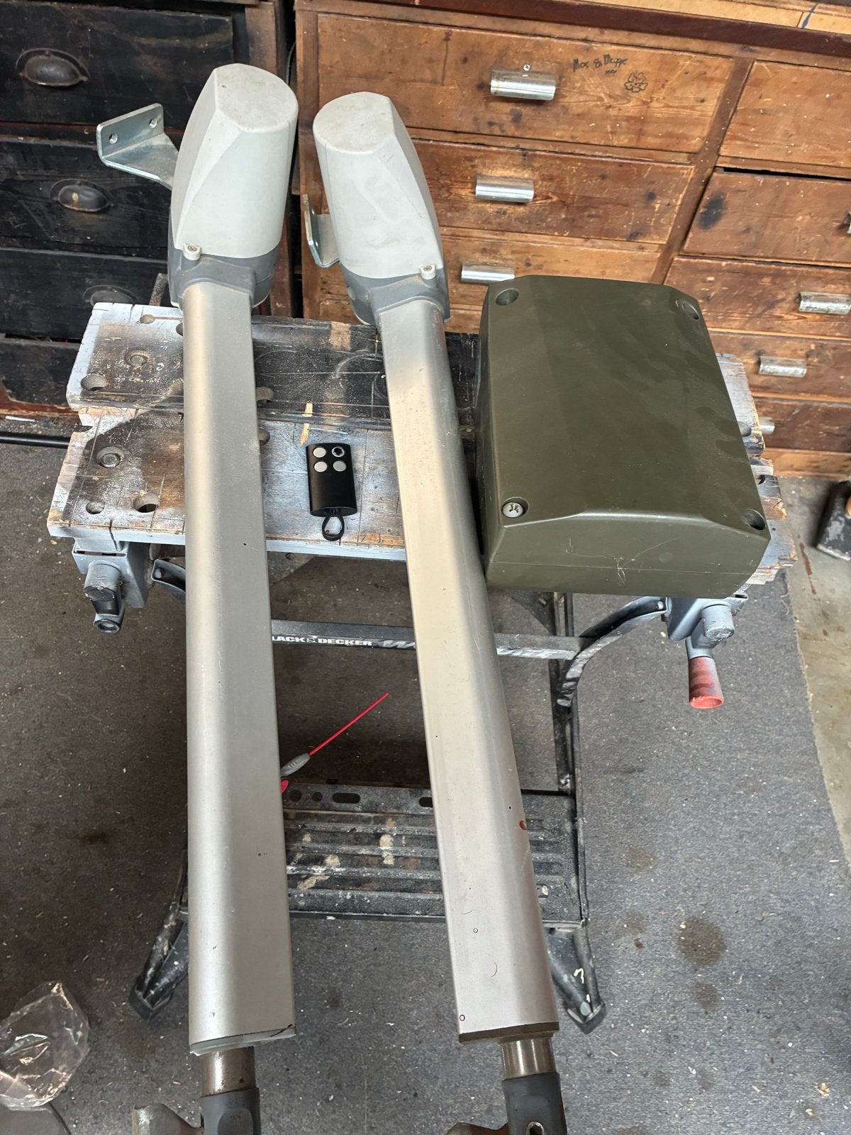 Automatische poortopeners met afstandsbediening, Doe-het-zelf en Verbouw, Deuren en Horren, Ophalen, Gebruikt, 120 cm of meer