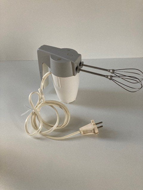 Philips electrische handmixer type HM3000 VINTAGE, Witgoed en Apparatuur, Keukenmixers, Minder dan 1 liter, Ophalen of Verzenden