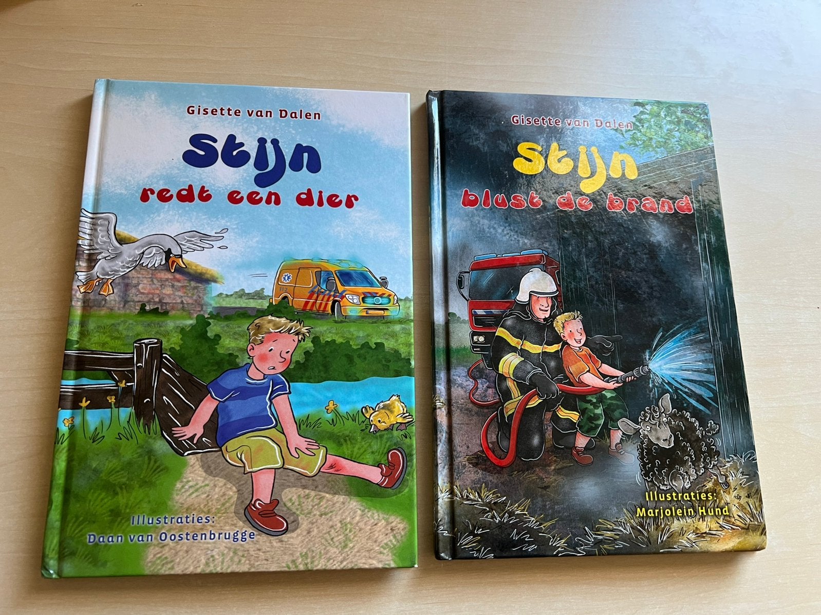 Stijn redt een dier ea door Gisette van Dalen, Ophalen of Verzenden