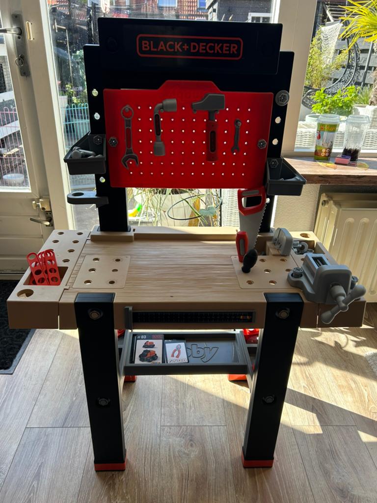 Smoby Black + Decker Bricolo Ultimate speelgoed werkbank, Ophalen, Zo goed als nieuw