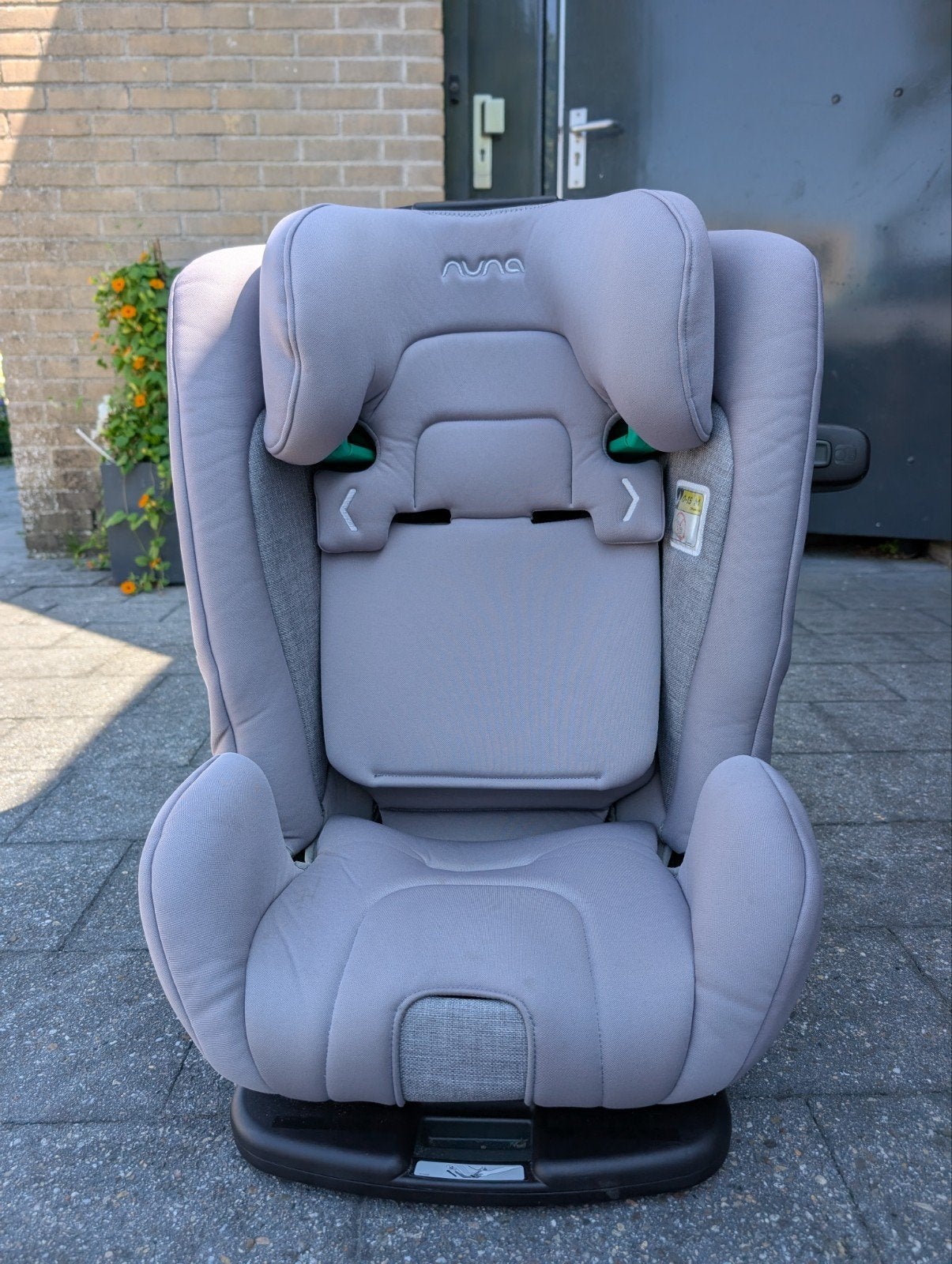 Nuna Myti autostoel, Verstelbare rugleuning, Zo goed als nieuw, 9 t/m 36 kg, Isofix