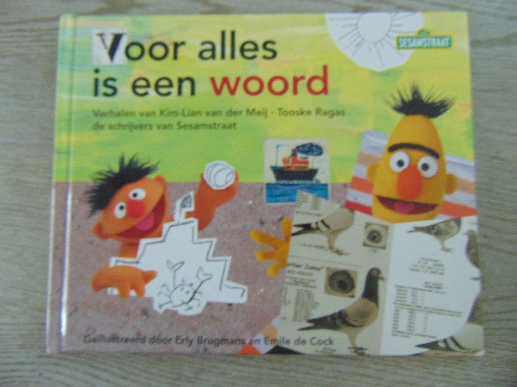Voor alles is een woord - Sesamstraat hardcover boek, Boeken, Ophalen of Verzenden, Zo goed als nieuw, Sesamstraat, Fictie algemeen
