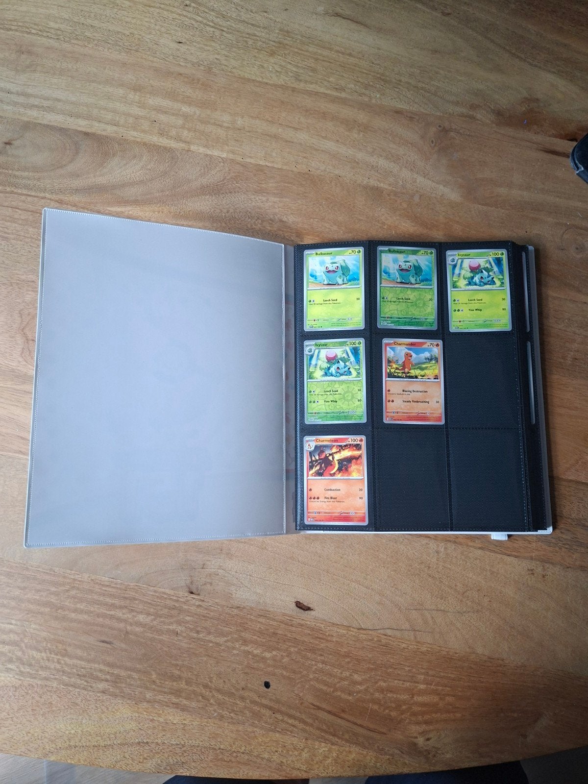 47% complete basic kaarten 151 + pokemonboek, Ophalen of Verzenden, Zo goed als nieuw, Meerdere kaarten