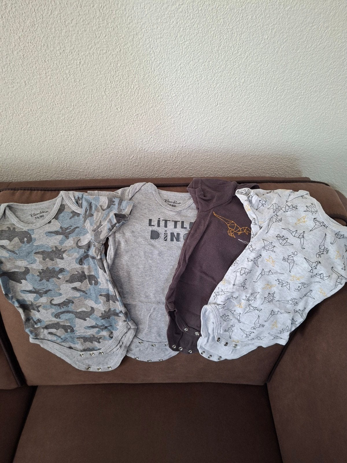 Rompertjes DINO 74-80 als nieuw 4 voor €4.00 Bambino v Kruid, Nacht- of Onderkleding, Ophalen of Verzenden, Zo goed als nieuw