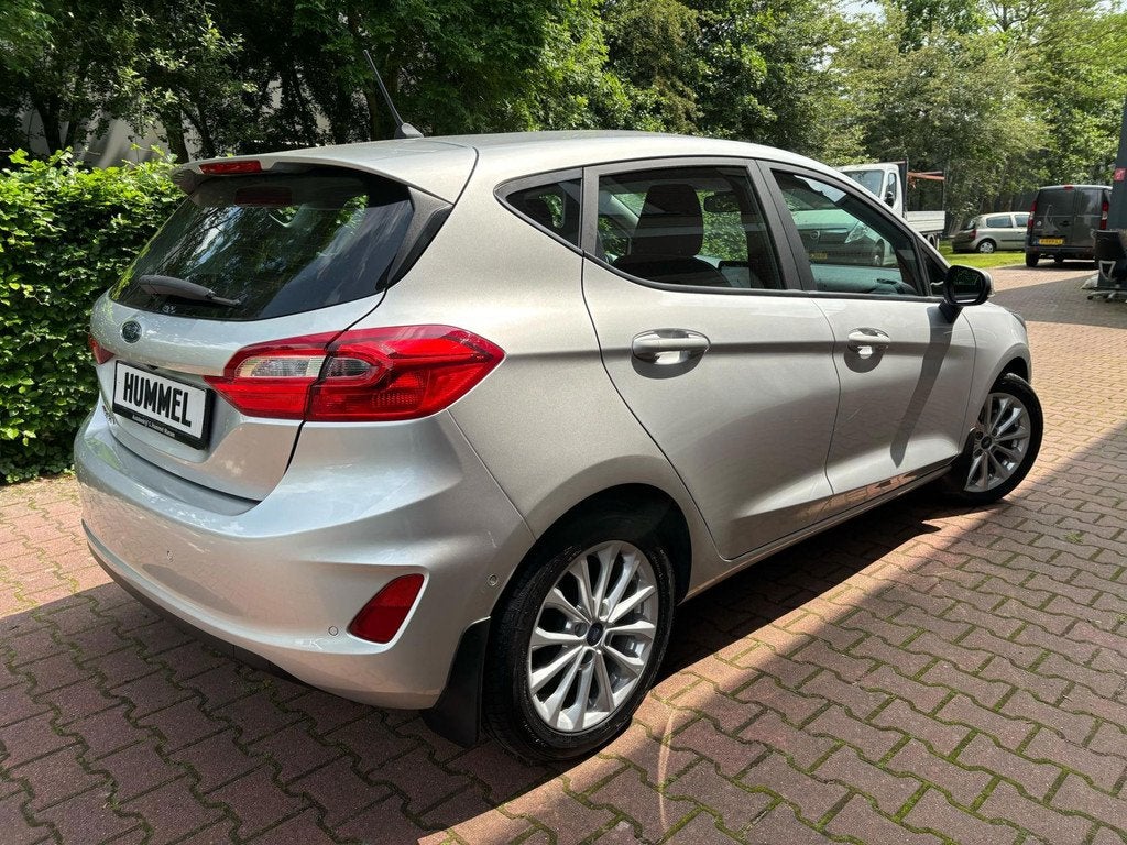Ford Fiesta 1.0 EcoBoost Titanium, Voorwielaandrijving, Zwart, Origineel Nederlands, Bedrijf