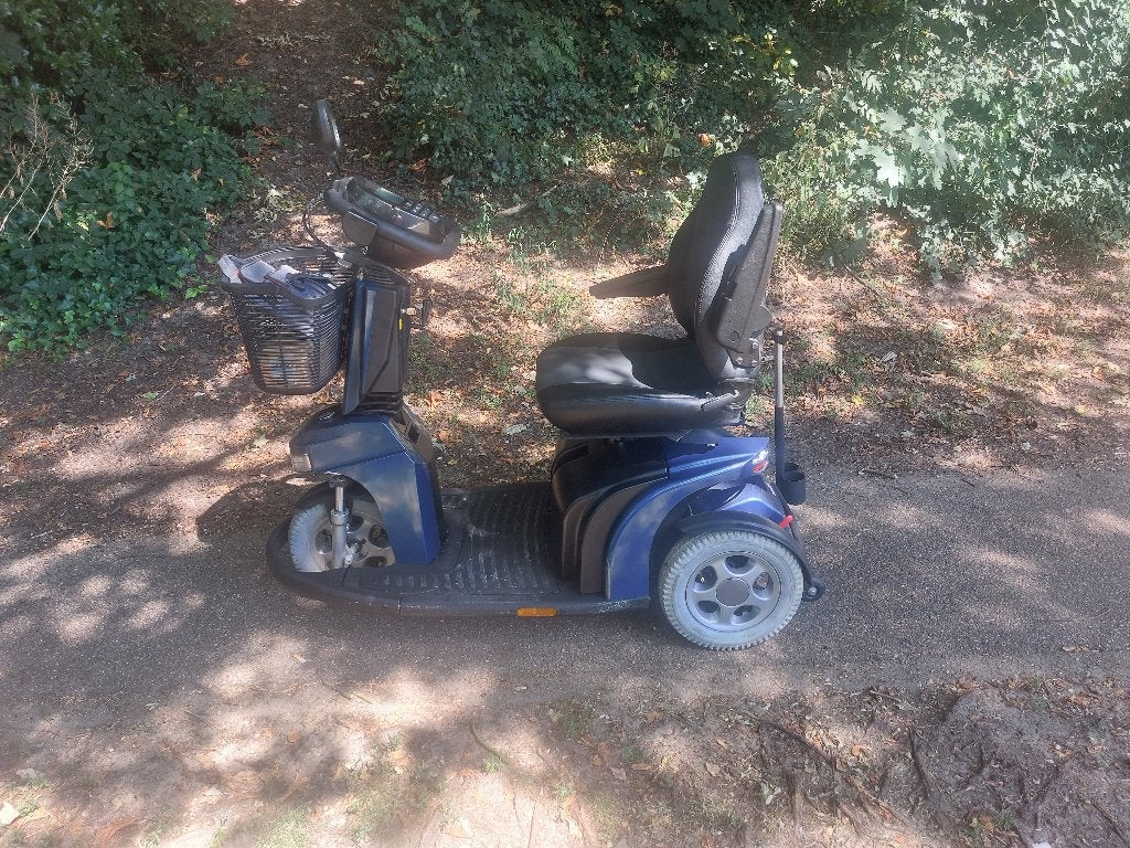scootmobile, Diversen, Brommobielen en Scootmobielen, Ophalen, Zo goed als nieuw, Sterling, 16 km/u of meer