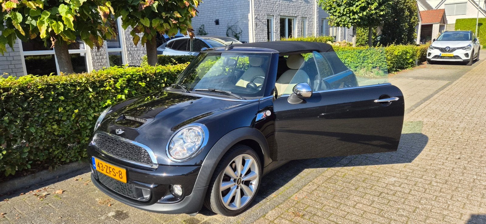 Mini  Cooper S Roadster 1.6  Chill 2012 Zwart, Auto's, Zwart, 4 cilinders, Cabriolet, 4 stoelen