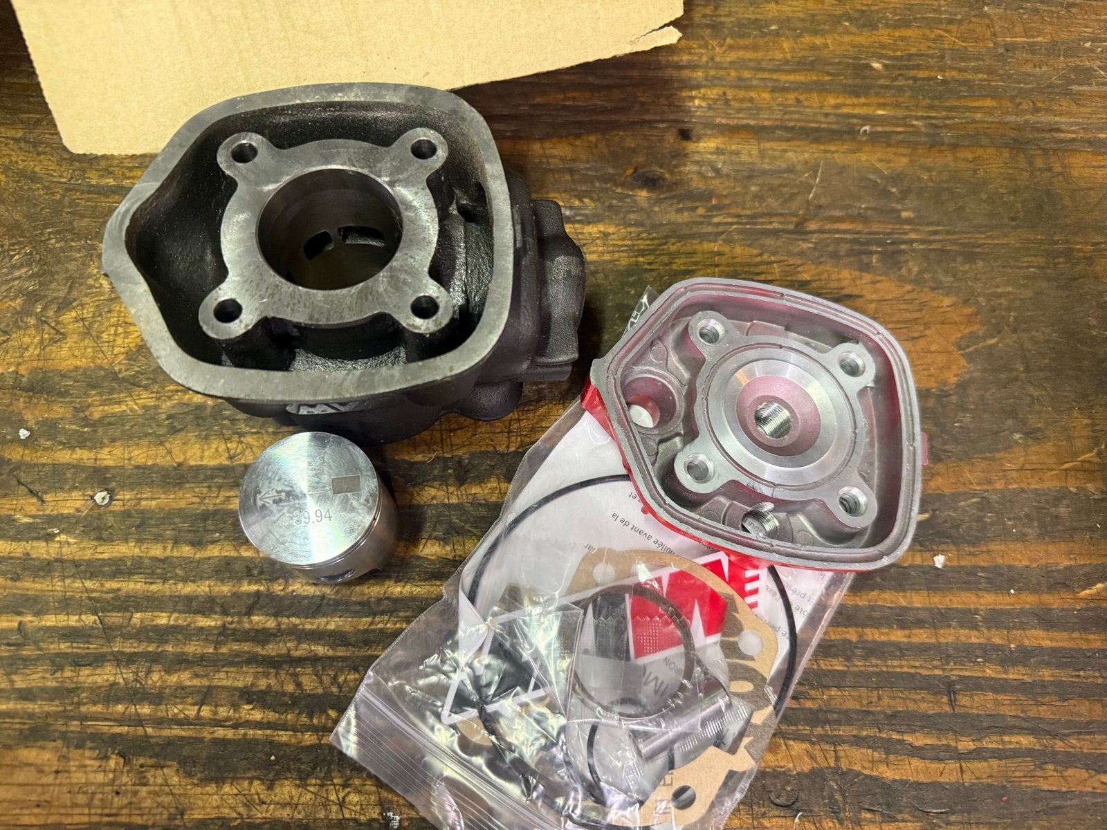 Nieuwe MVT Iron 50cc Cilinder voor AM6 Motoren, Am6, Am6, Nieuw, Ophalen of Verzenden