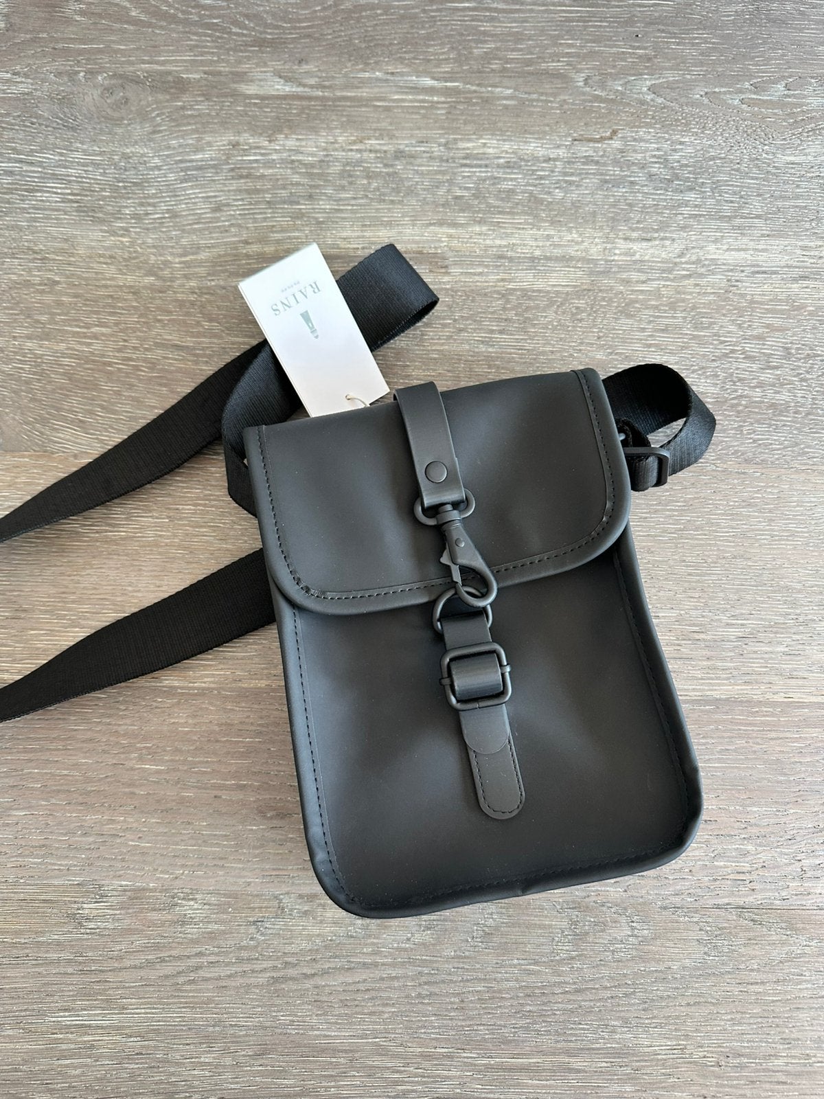 Rains flihgt bag, Ophalen of Verzenden, Zo goed als nieuw, Zwart