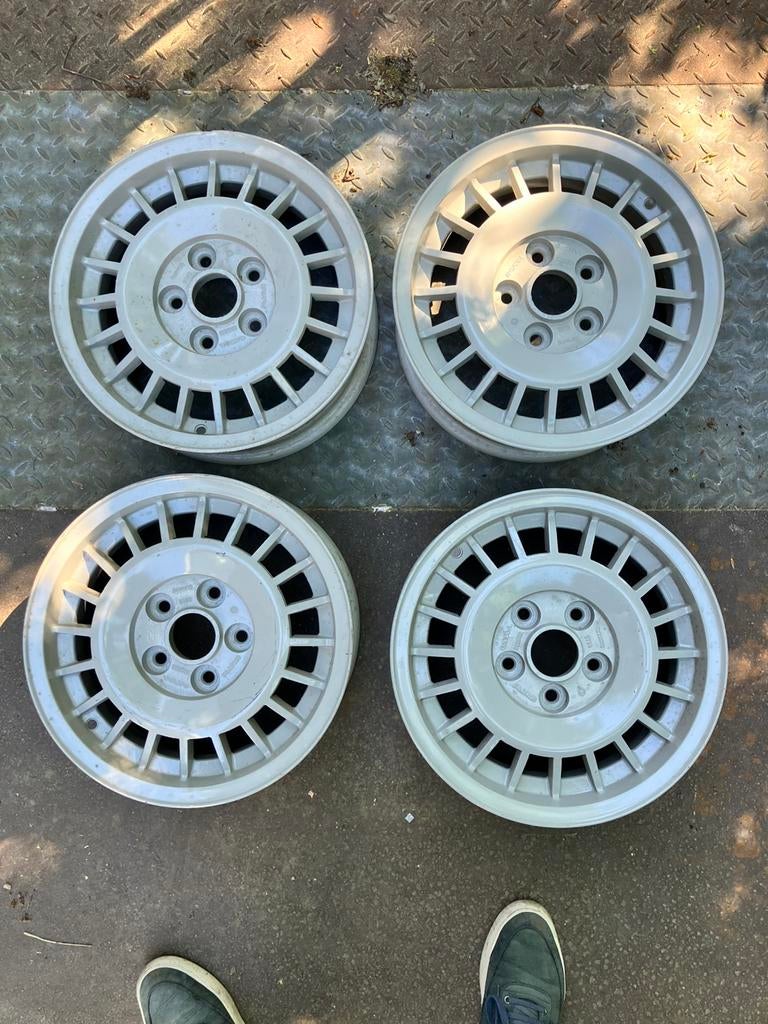 Set van 4 Volvo velgen - nieuw, Auto-onderdelen, Banden en Velgen, Ophalen, 14 inch, Velg(en), Nieuw