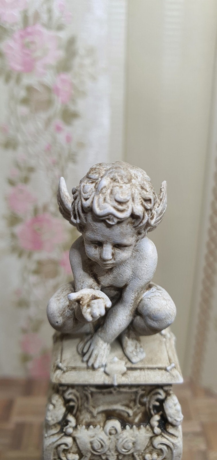 Gehurkte Engel / Putti (1:12), Verzamelen, Poppenhuis, Mandysmaison, Mandysmaison@gmail.com, Nieuw