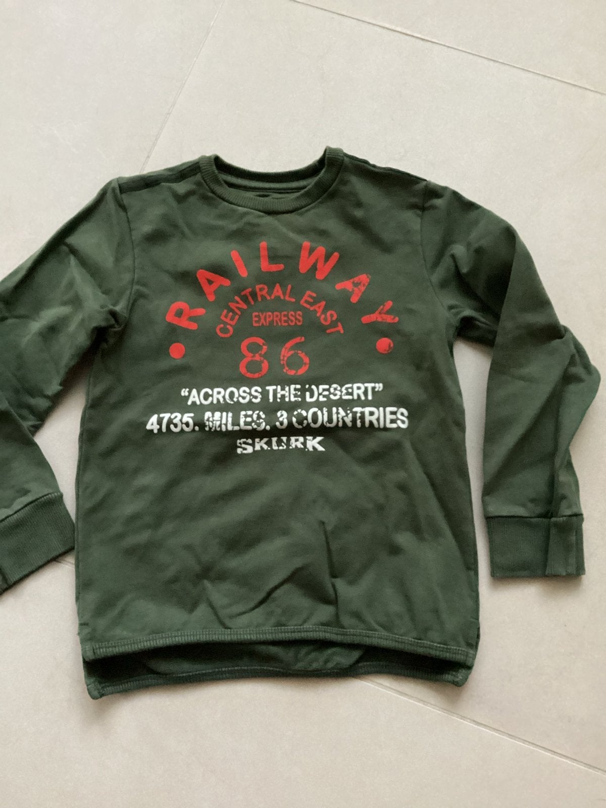 Stoere Skurk trui maat 116 - legergroen met opdruk, ., Ophalen of Verzenden, Zo goed als nieuw, .