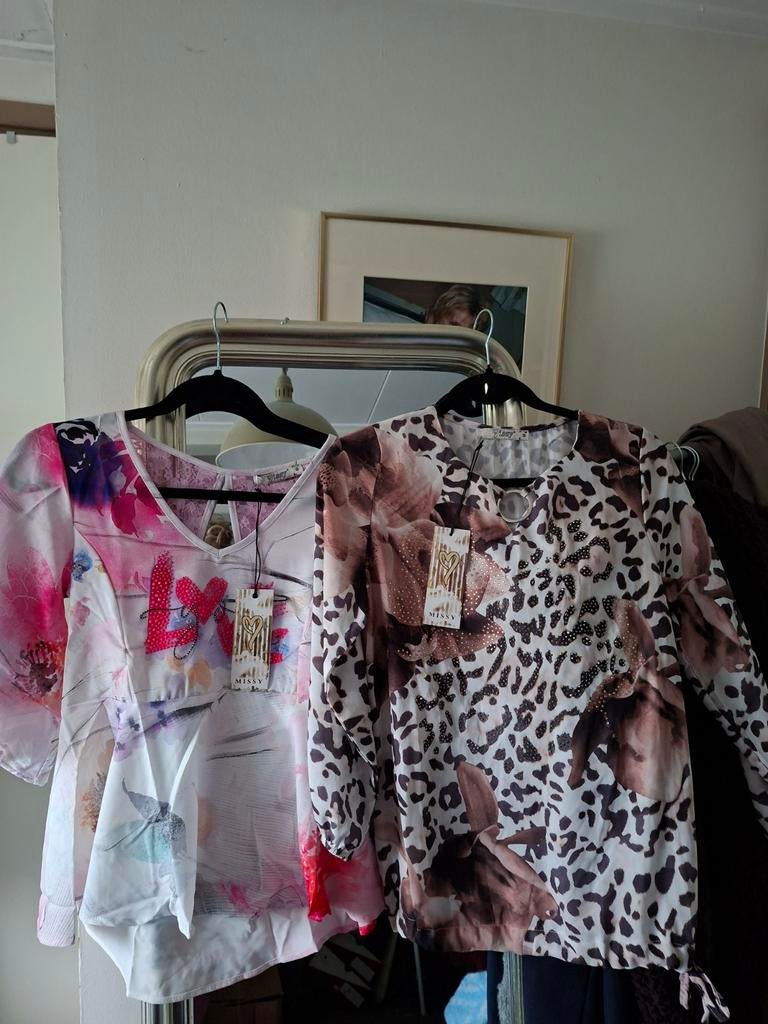 Prachtige partij dames kleding (50 stuks)mix nieuw., Kleding | Dames, Blouses en Tunieken, Ophalen of Verzenden, Nieuw, Maat 38/40 (M)