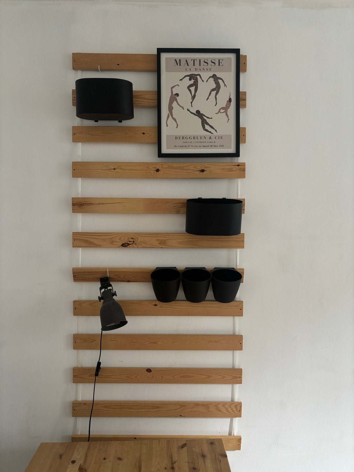 Houten wandrek met decoratie en verlichting, Ophalen, Hout, Gebruikt, Meerkleurig
