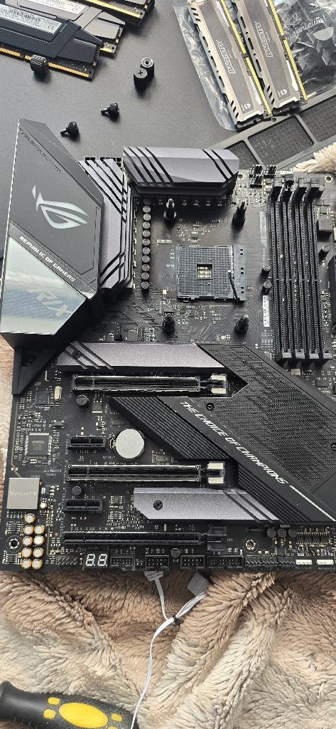 ASUS ROG Strix X570-E, Computers en Software, Moederborden, Ophalen, Gebruikt, DDR4, Socket AM4