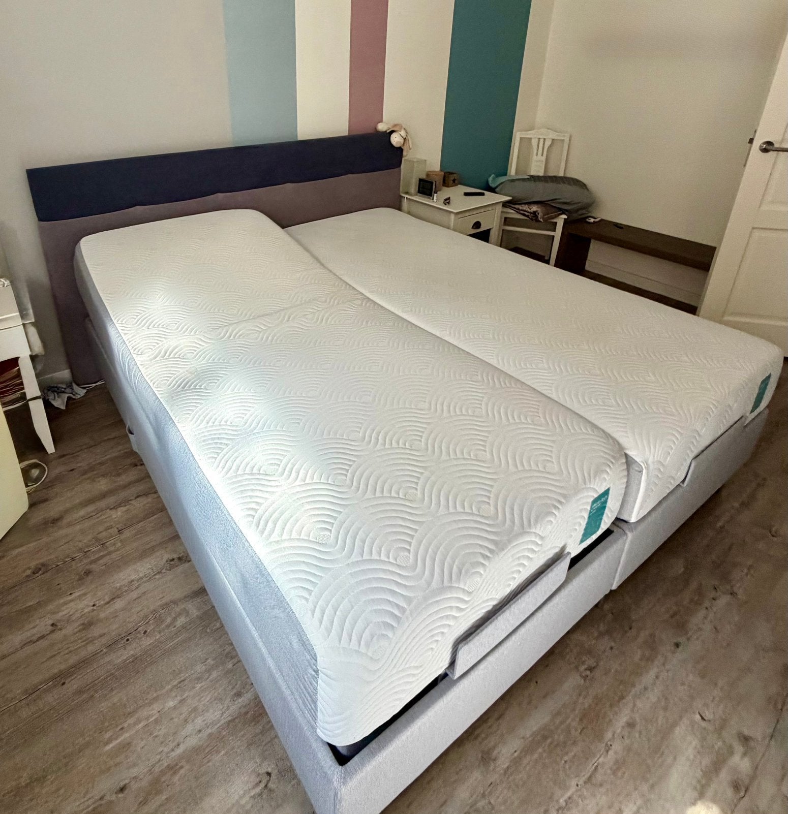 2 TEMPUR  Micro Tech matrassen 90-200-24   € 200,-, Gebruikt, 90 cm, Eenpersoons, Wit