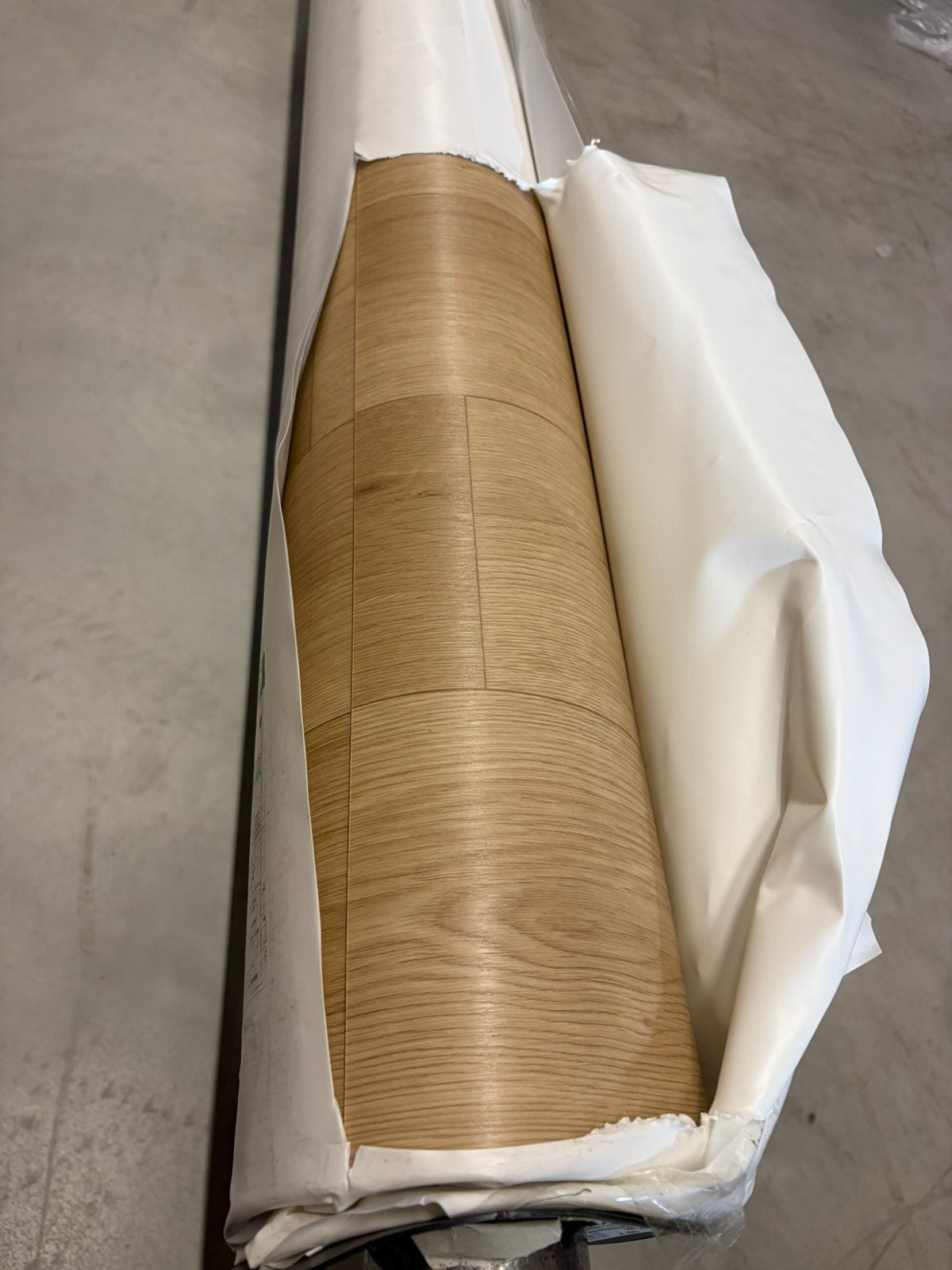 Vinyl rollen 4 meter breed, op maat te snijden. Merk:tarket, 75 m² of meer, Nieuw, Geel, Ophalen of Verzenden