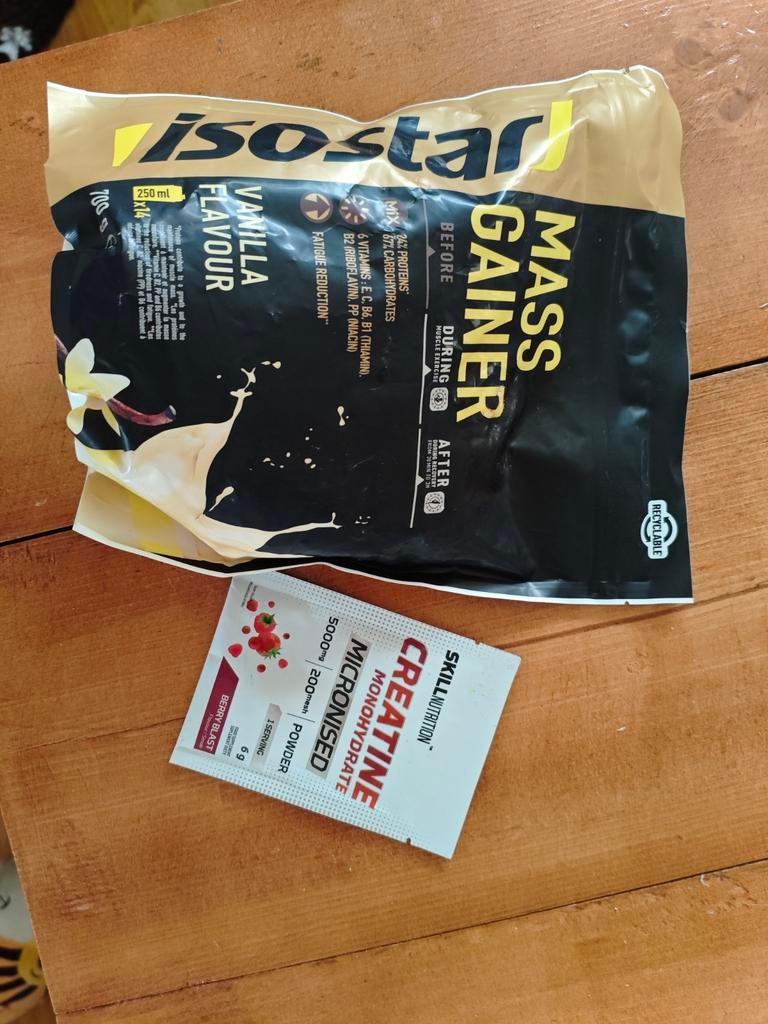 Isostar Mass Gainer Vanille + Creatine - Nieuw!, Sport en Fitness, Ophalen of Verzenden, Nieuw, Poeder of Drank