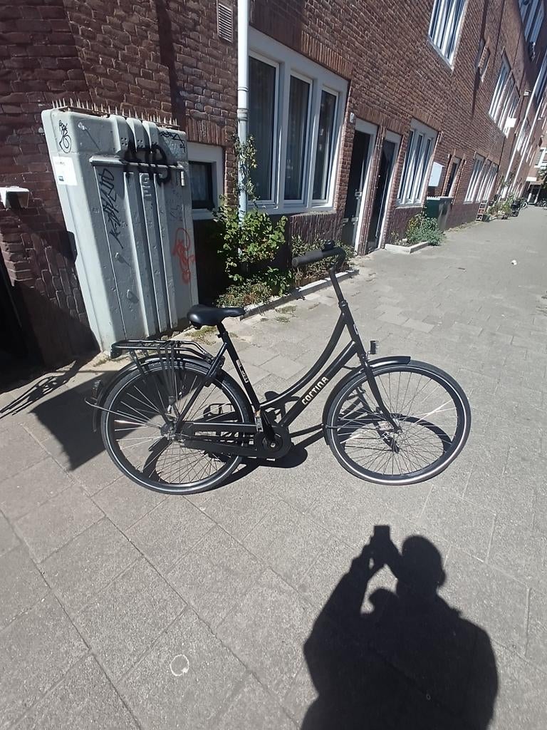 Cortina u1 damesfiets 28 inch 57 cm frame, Fietsen en Brommers, Fietsen | Dames | Damesfietsen, Gebruikt, 56 cm of meer, Terugtraprem
