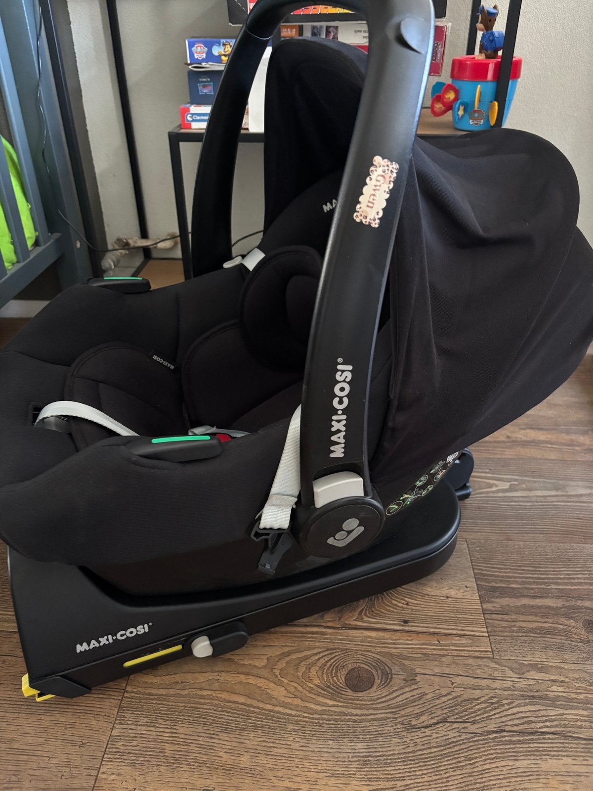 Maxi Cosi met Isofix base - Zo goed als nieuw, Ophalen, Zijbescherming, Zo goed als nieuw, Isofix