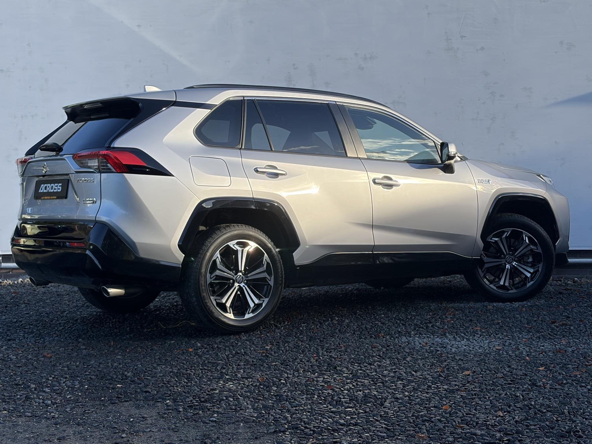Suzuki Across 2.5 Plug-in Hybrid Style Draadloos Apple Carpl, Auto's, Automaat, 12 maanden, Gebruikt, 4 cilinders