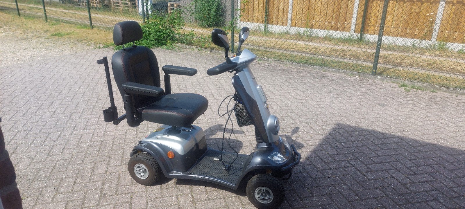 Kymco Midi XLS 4-wiels scootmobiel, Ophalen, Kymco, Zo goed als nieuw, 36 t/m 45 km
