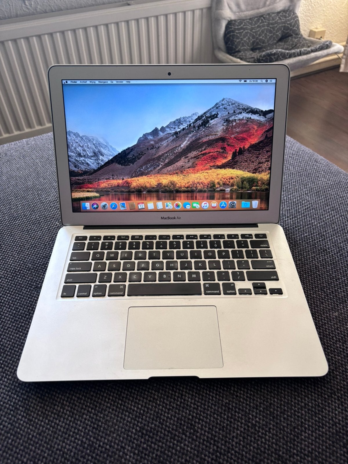 Macbook Air, Computers en Software, Apple Macbooks, 13 inch, Minder dan 2 Ghz, Ophalen of Verzenden, Zo goed als nieuw