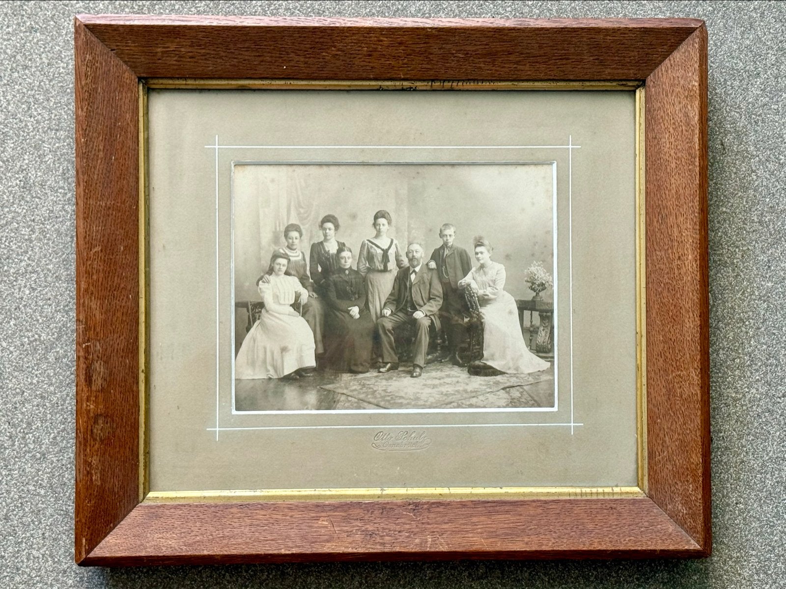 Oud familieportret Otto Schulz Osnabrück, ingelijst, Antiek en Kunst, Kunst | Tekeningen en Foto's, Ophalen of Verzenden, Foto